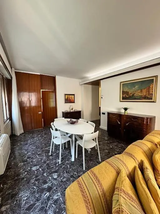 Madoneta Apartment Venice 0*,  Italy